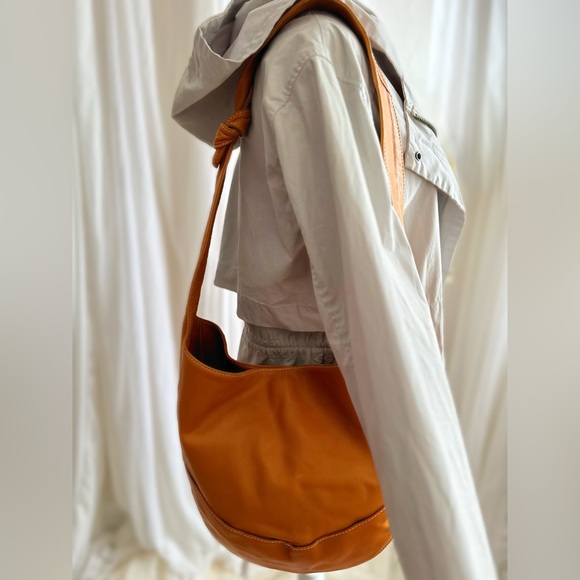 HALF OFF!! Bottega Veneta Oversized Jodie Hobo in Warm Honey-Saffron Tan, Rare - Picture 4 of 10